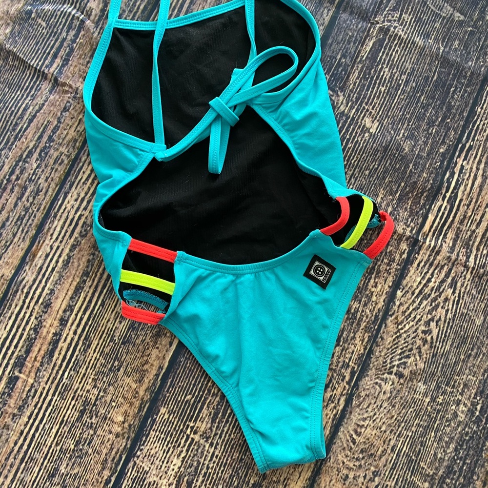 Jolyn Nico 2 sz 26